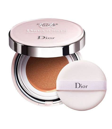 dior capture totale dreamskin moist & perfect cushion spf 50|Dior dreamskin Capture Totale cushion.